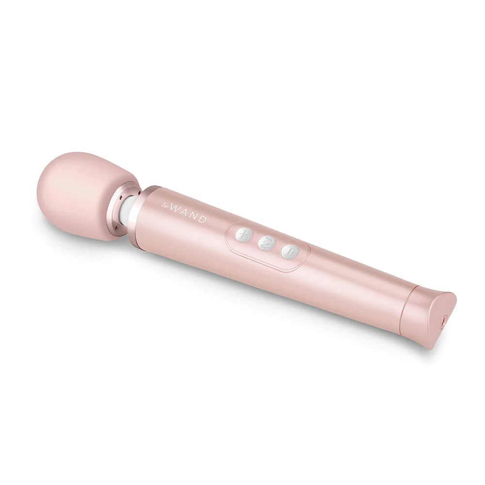 Le Wand Petite Vibrating Massager