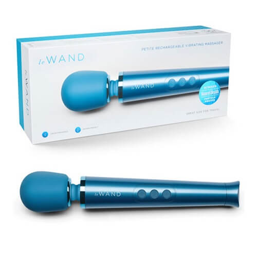 Le Wand Petite Vibrating Massager