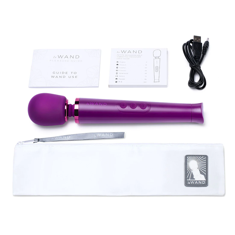 Le Wand Petite Vibrating Massager